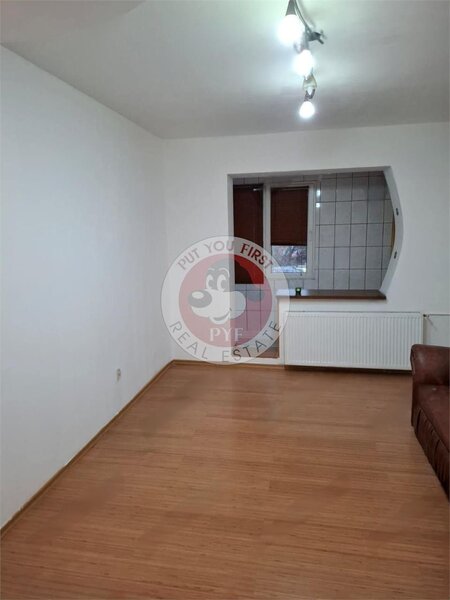 Dristor | Apartament 3 camere | 72mp | Decomandat | B10378